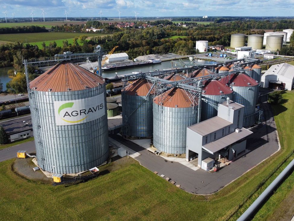 Agravis uses Granifrigor grain cooling units