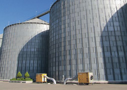 The grain cooling unit prevents mycotoxins in feed.